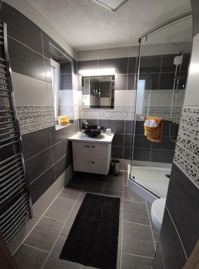 Vysoké Tatry Apartmany Anja מראה חיצוני תמונה